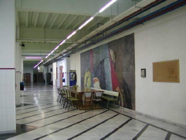Interior - Aulario mural