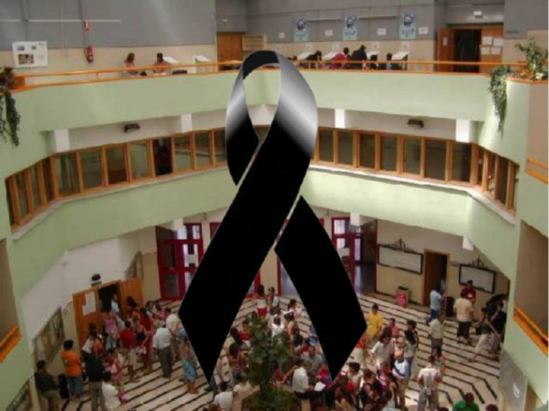 Interior facultad luto Interior facultad lazo negro